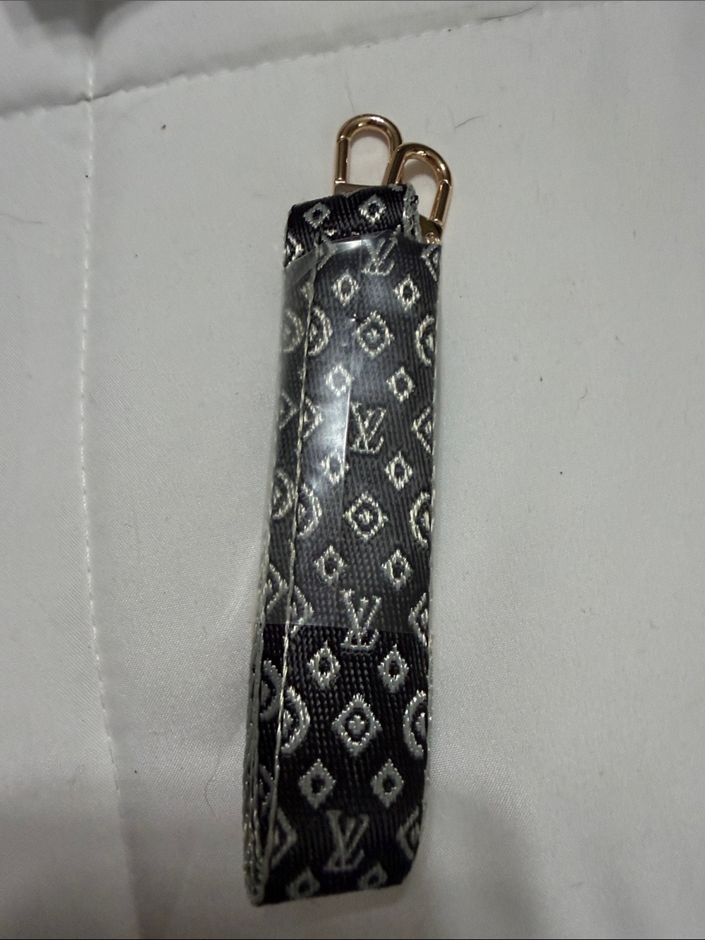 Adjustable Black Patterned Crossbody Strap with Gold Hardware NWOT in wrapper